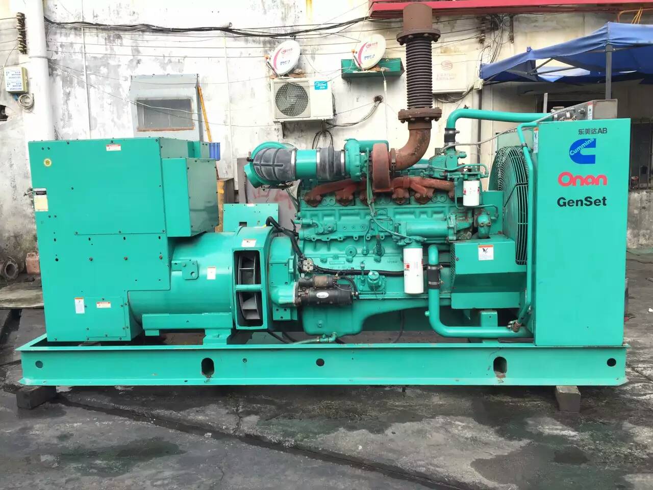 龙文租赁发电机-柴油发电机不正常冒烟的原因